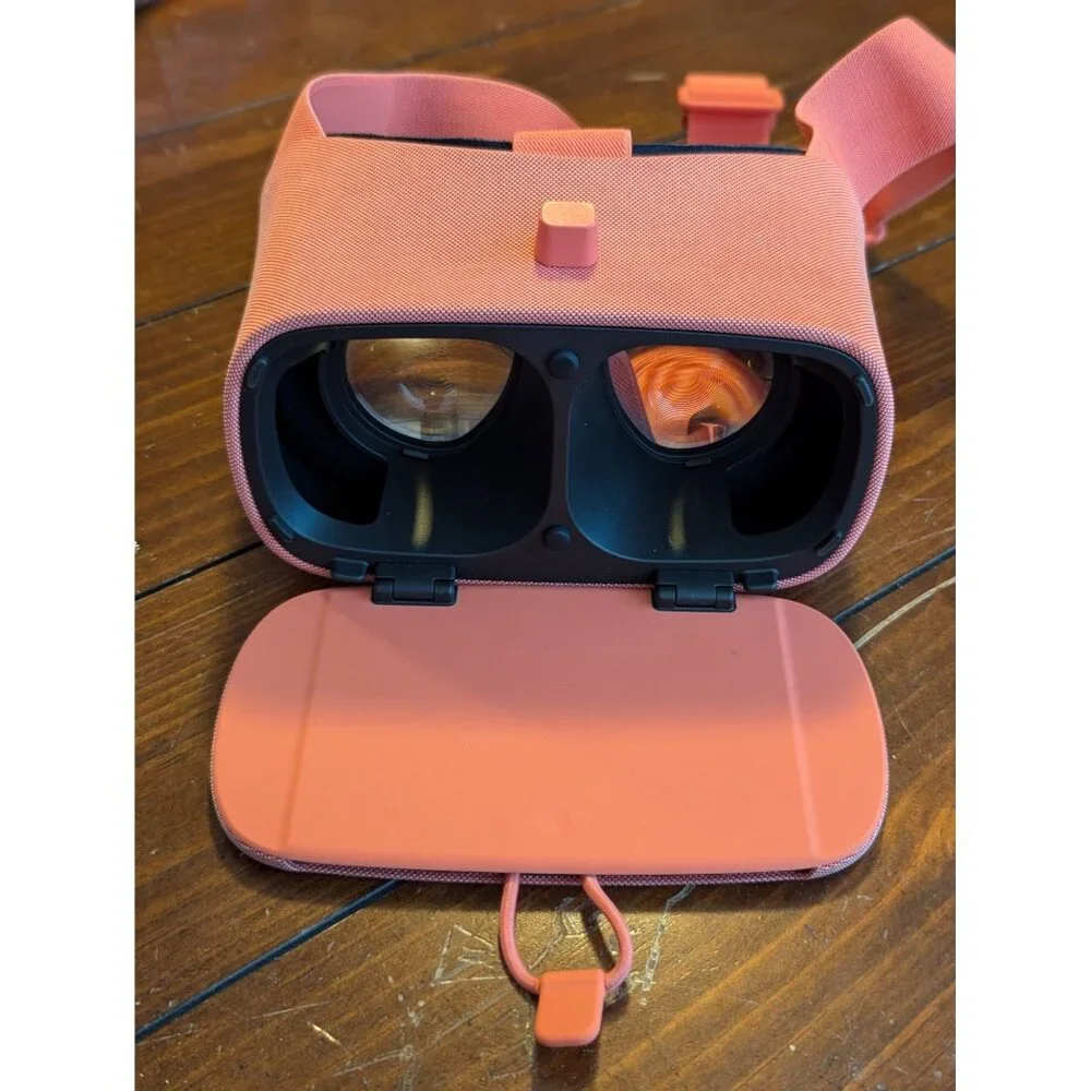 Google Daydream View - Goggles Only